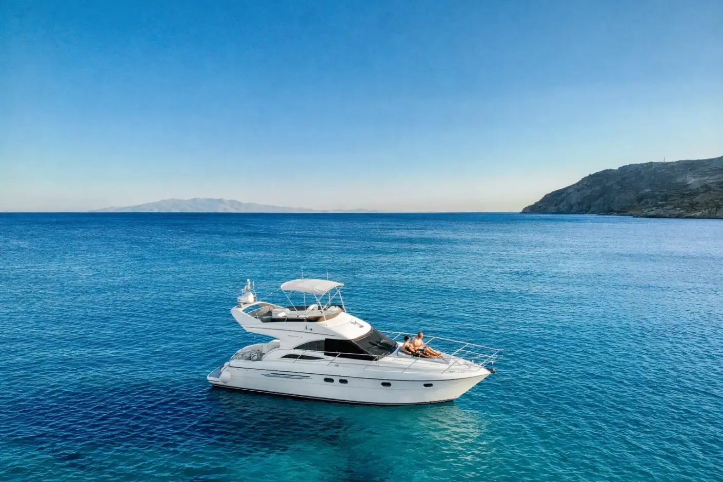 Princess 40ft — yacht for private charter in Mykonos