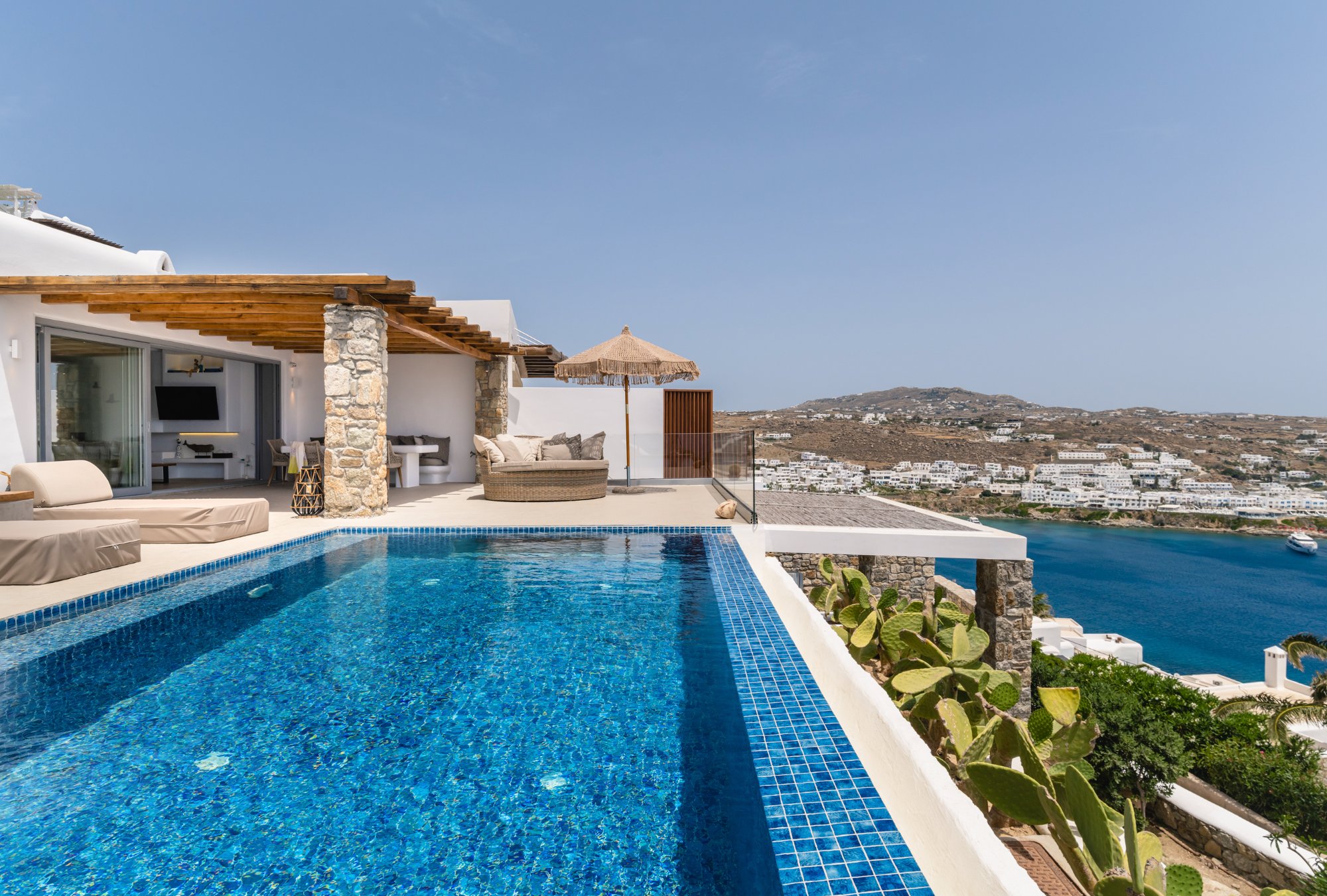 Villa Aura — Pool — Agios Lazaros, Mykonos