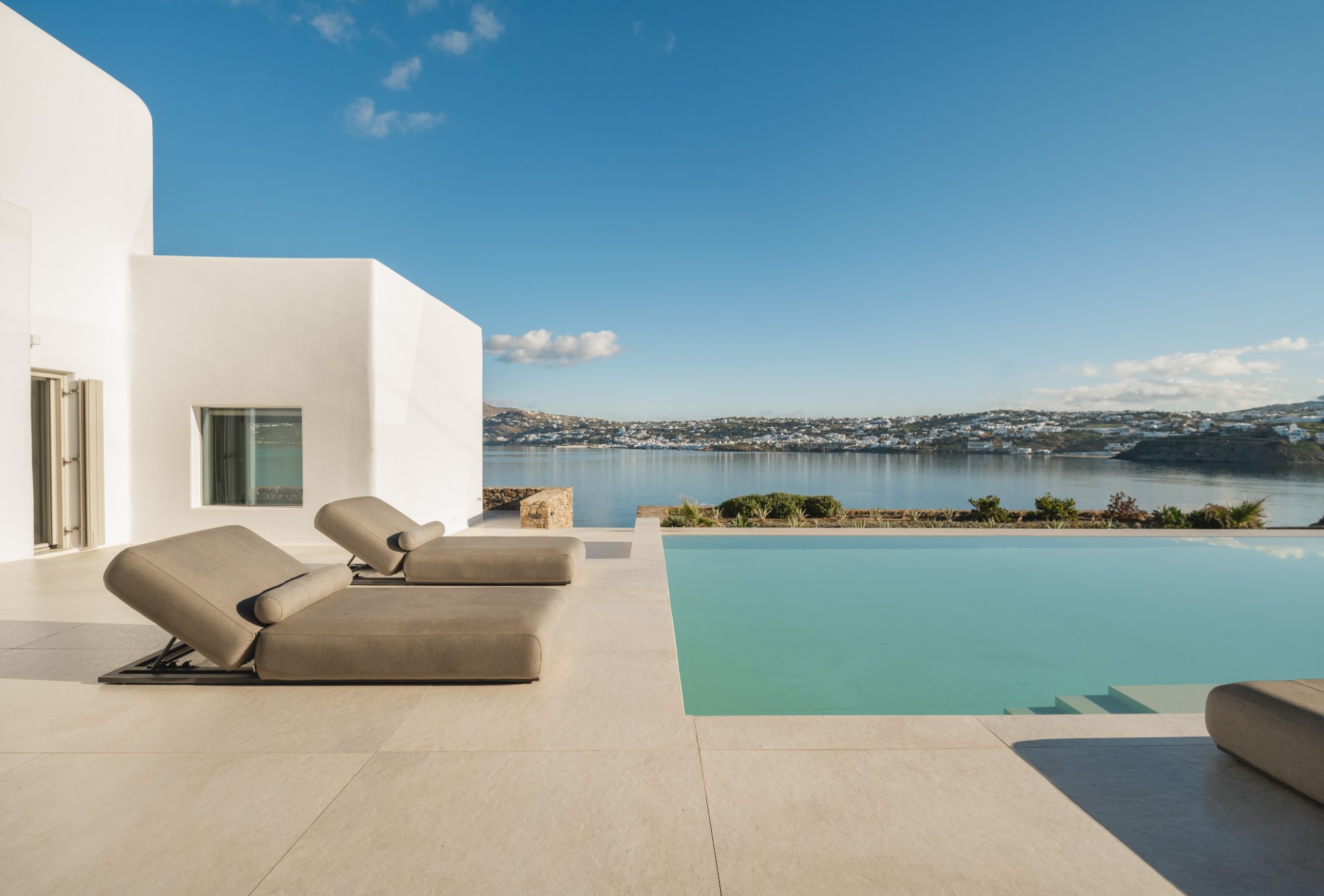 Villa Chara — Pool — Ornos, Mykonos