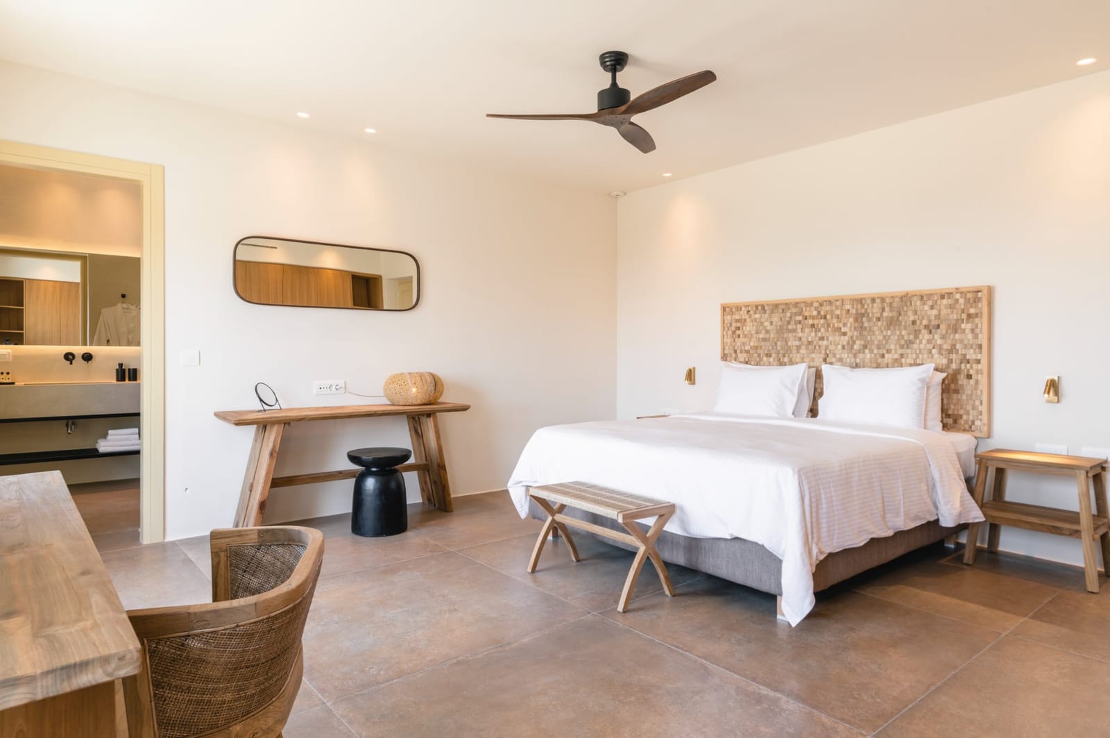 Villa Del Capa — Bedroom 1 — Platis Gialos, Mykonos