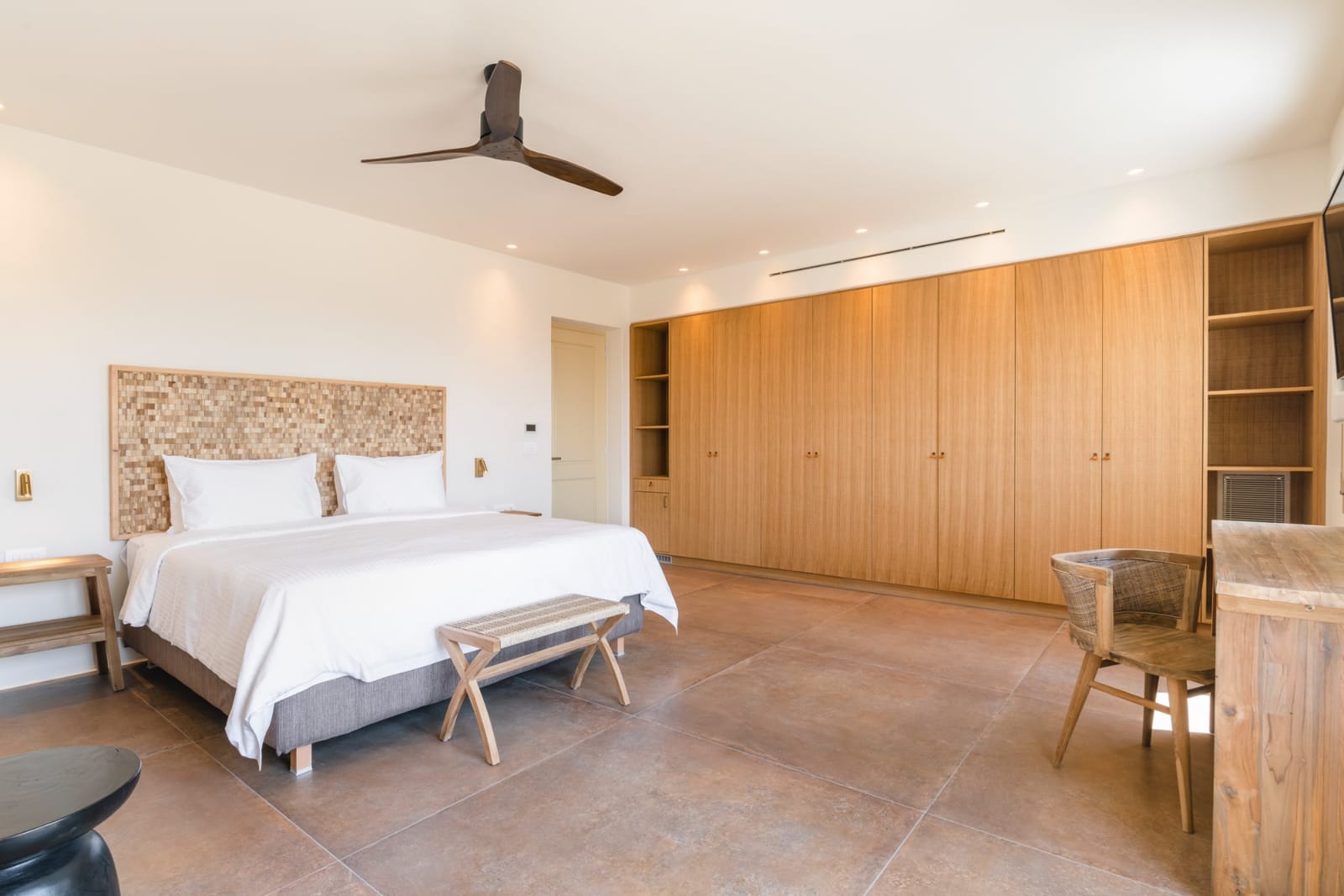 Villa Del Capa — Bedroom 1 — Platis Gialos, Mykonos